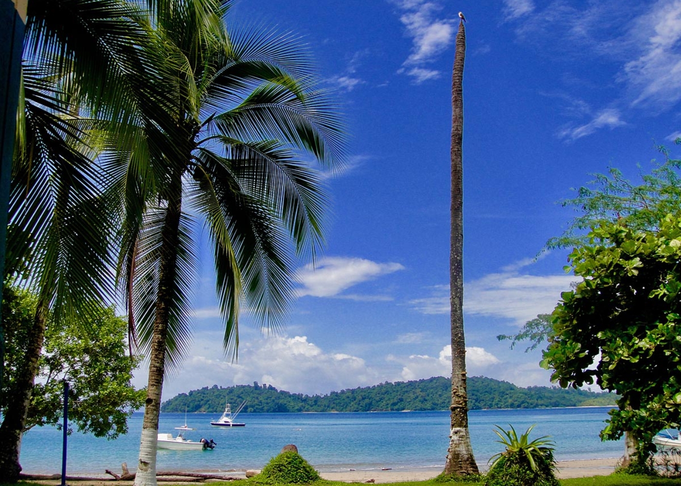 Coiba fishing charter. Isla Rancharia. Bob Griffen's Club  Pacifico